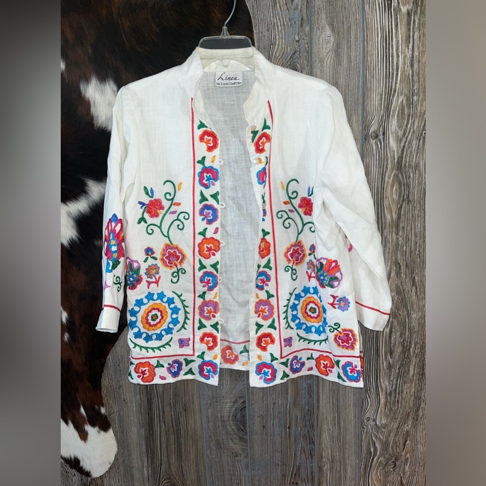 Linea Louis Dell’Olio size XS linen bright embroidered white super cute jacket
